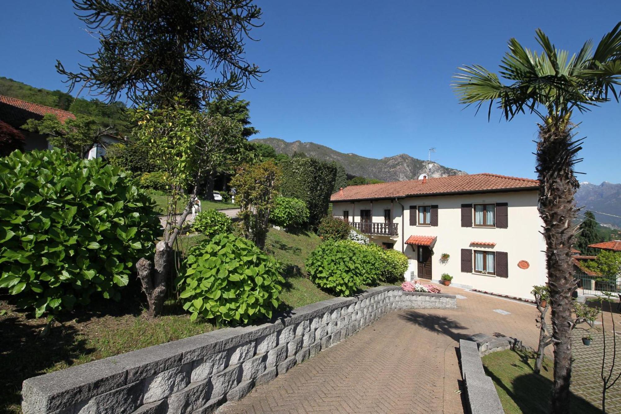 The Cottage On The Lake - Happy Rentals Baveno Ngoại thất bức ảnh
