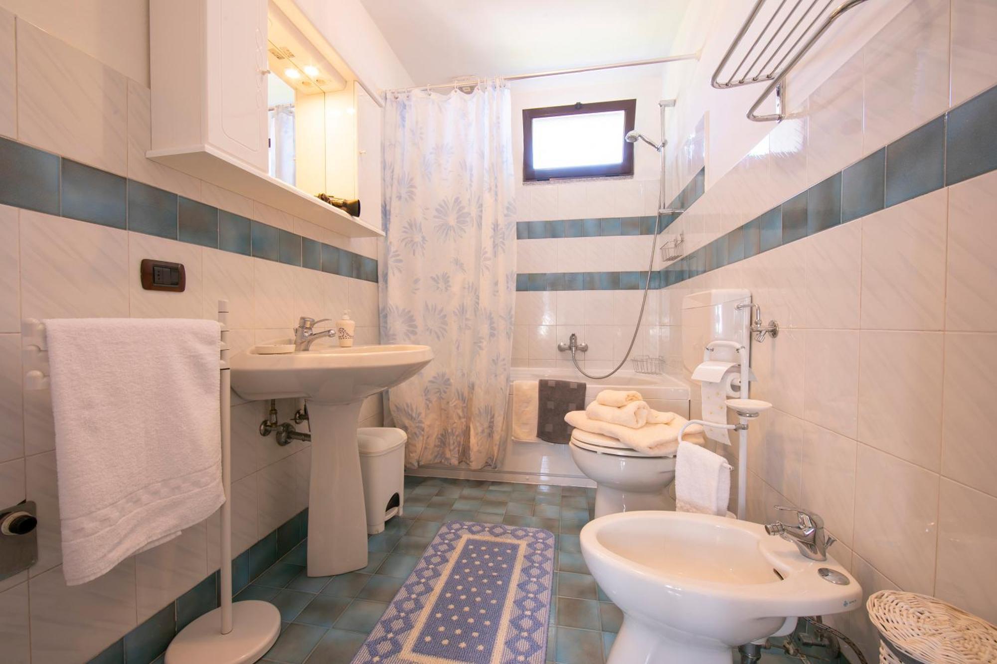 The Cottage On The Lake - Happy Rentals Baveno Ngoại thất bức ảnh