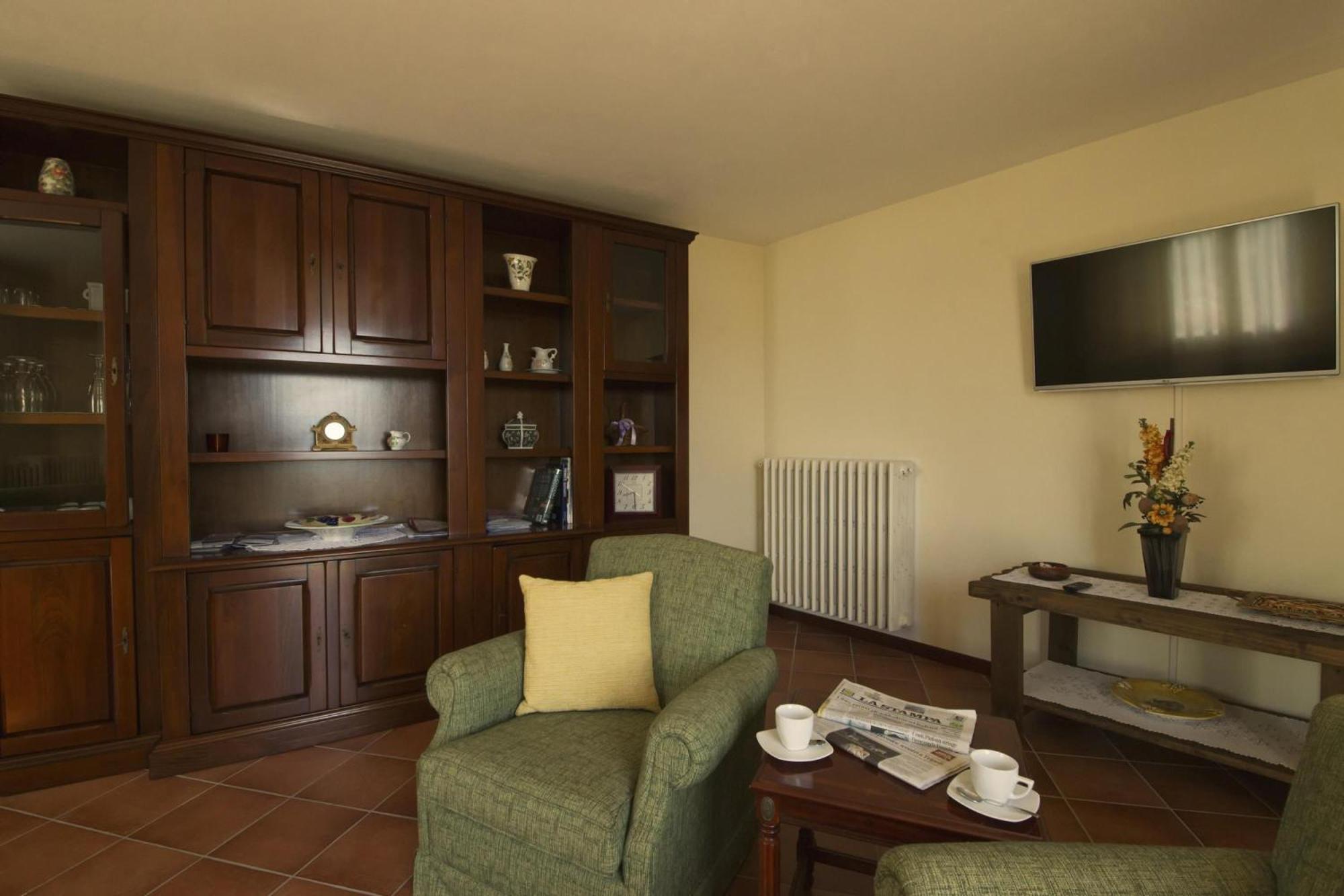 The Cottage On The Lake - Happy Rentals Baveno Ngoại thất bức ảnh